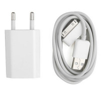 Зарядно 220V за Apple iPhone 4 / Apple iPhone 4S + кабел бял